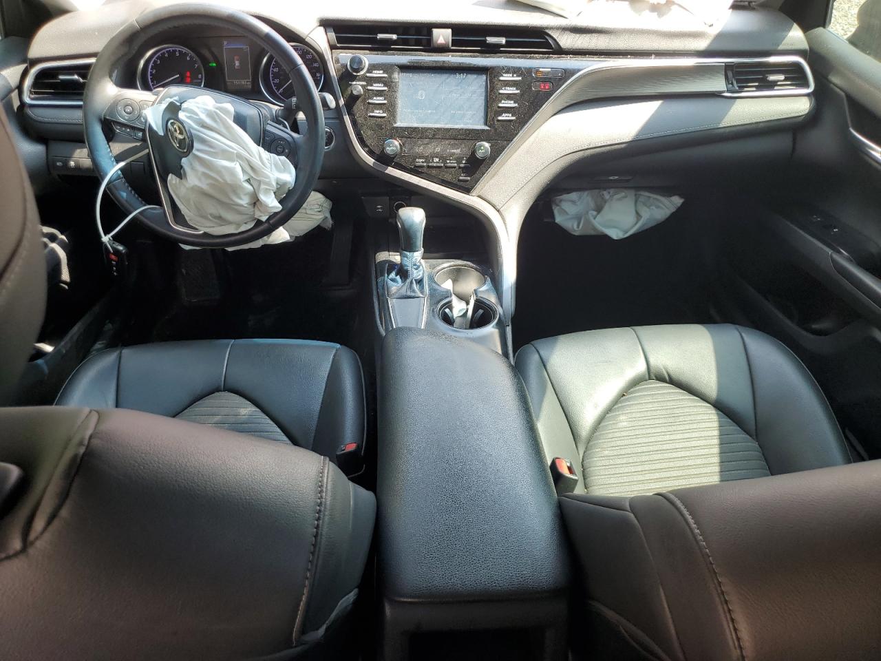 2018 Toyota Camry L VIN: 4T1B11HK4JU602603 Lot: 68060815