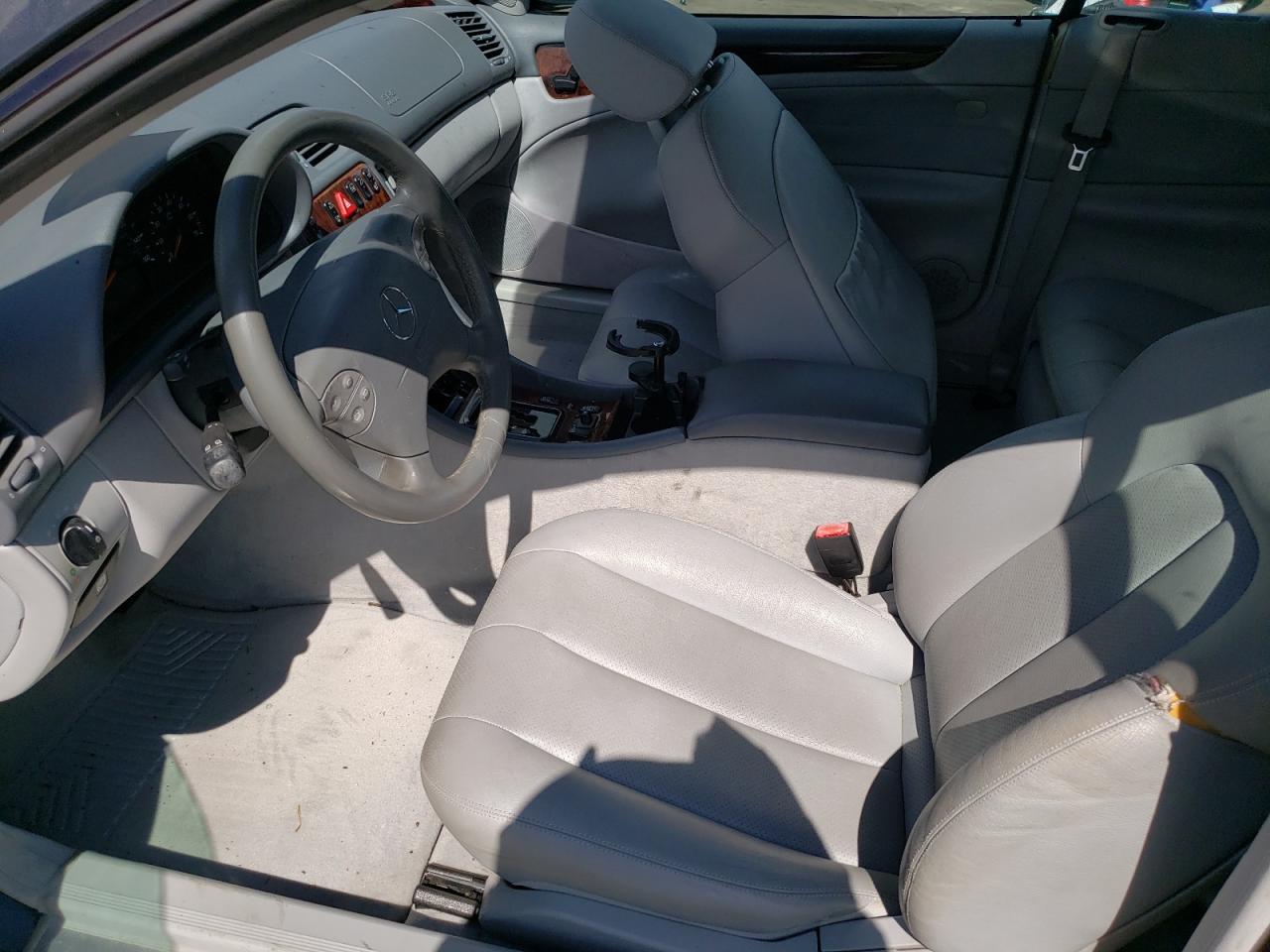 2003 Mercedes-Benz Clk 320 VIN: WDBLK65G53T141292 Lot: 70351815