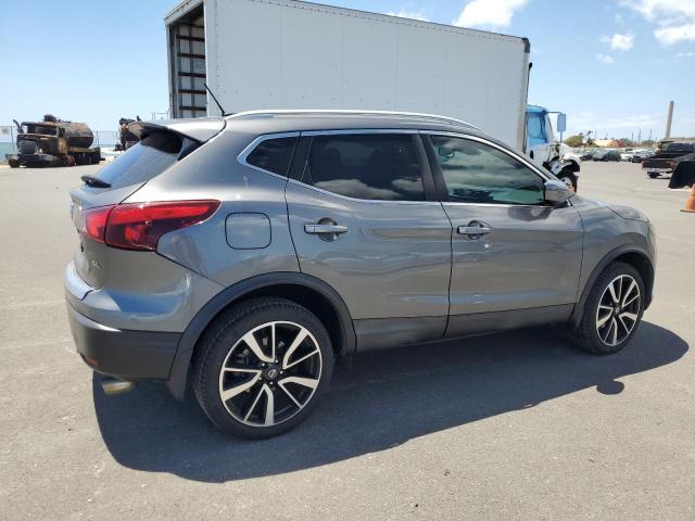  NISSAN ROGUE 2017 Серый