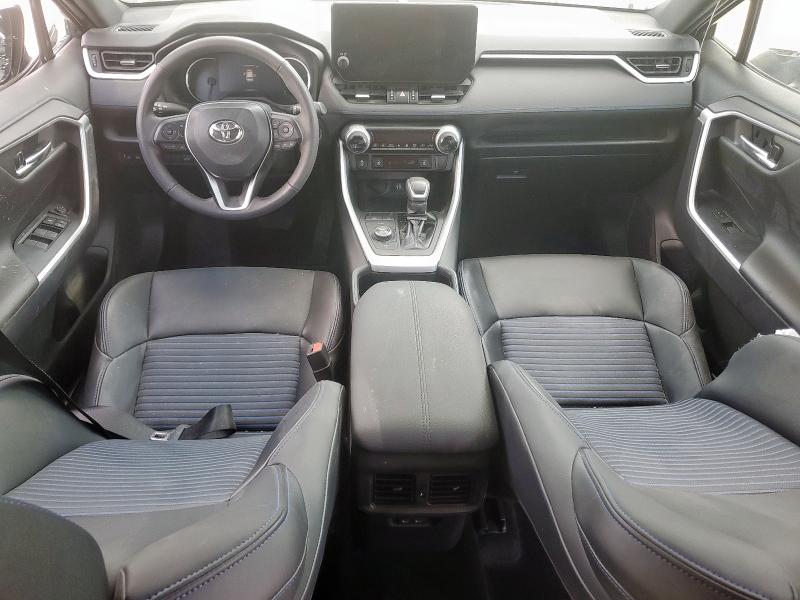  TOYOTA RAV4 2023 Белы