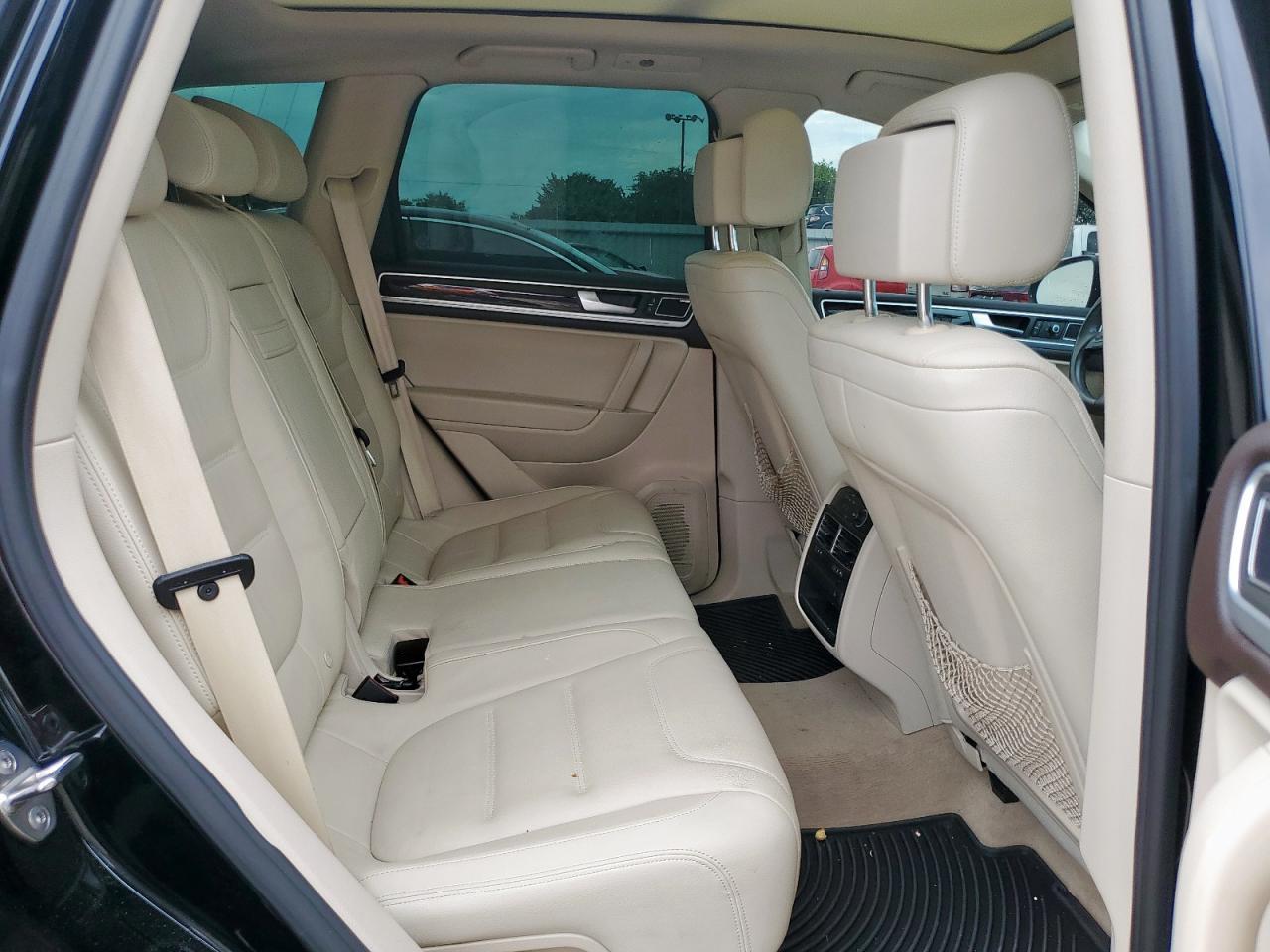 2013 Volkswagen Touareg V6 VIN: WVGEF9BP8DD002169 Lot: 67396915