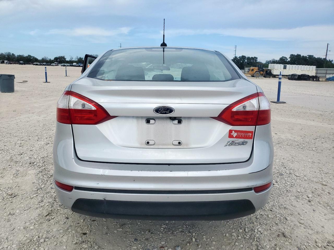 2019 Ford Fiesta S VIN: 3FADP4AJ5KM127523 Lot: 69310585