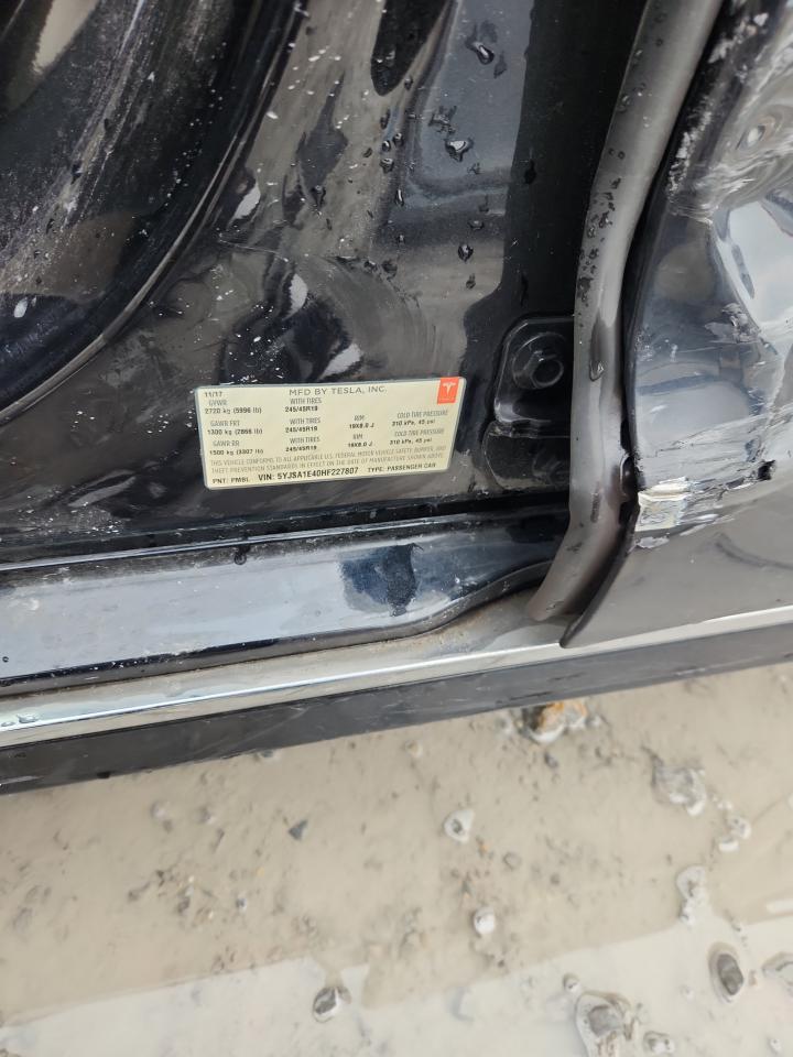 2017 Tesla Model S VIN: 5YJSA1E40HF227807 Lot: 69759555