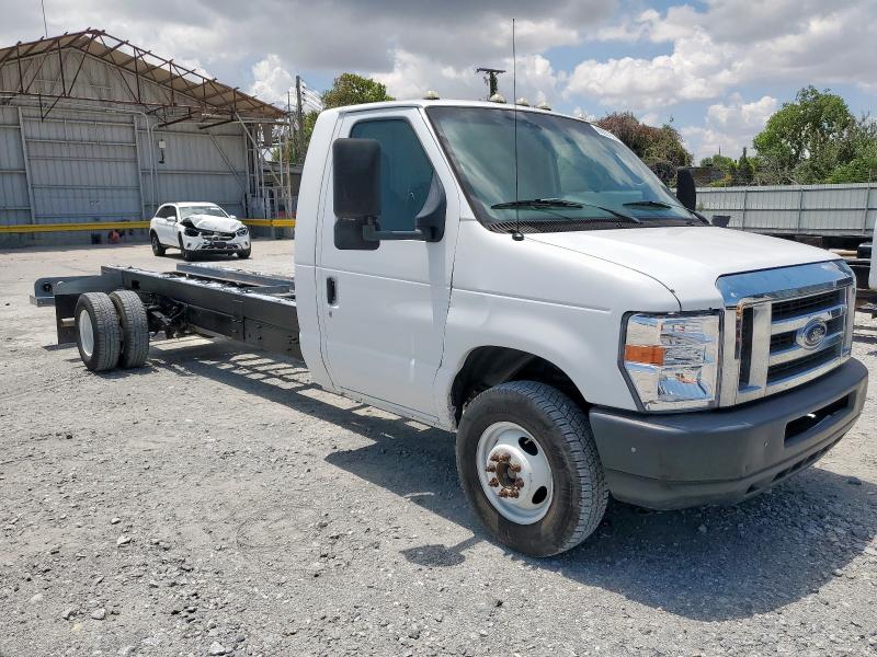 2011 FORD ECONOLINE - TRUCKS