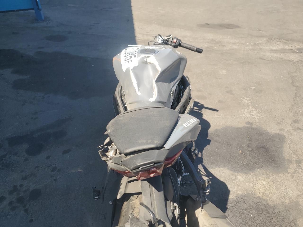 2019 Kawasaki Zx636 K VIN: JKBZXJG12KA000415 Lot: 70520885