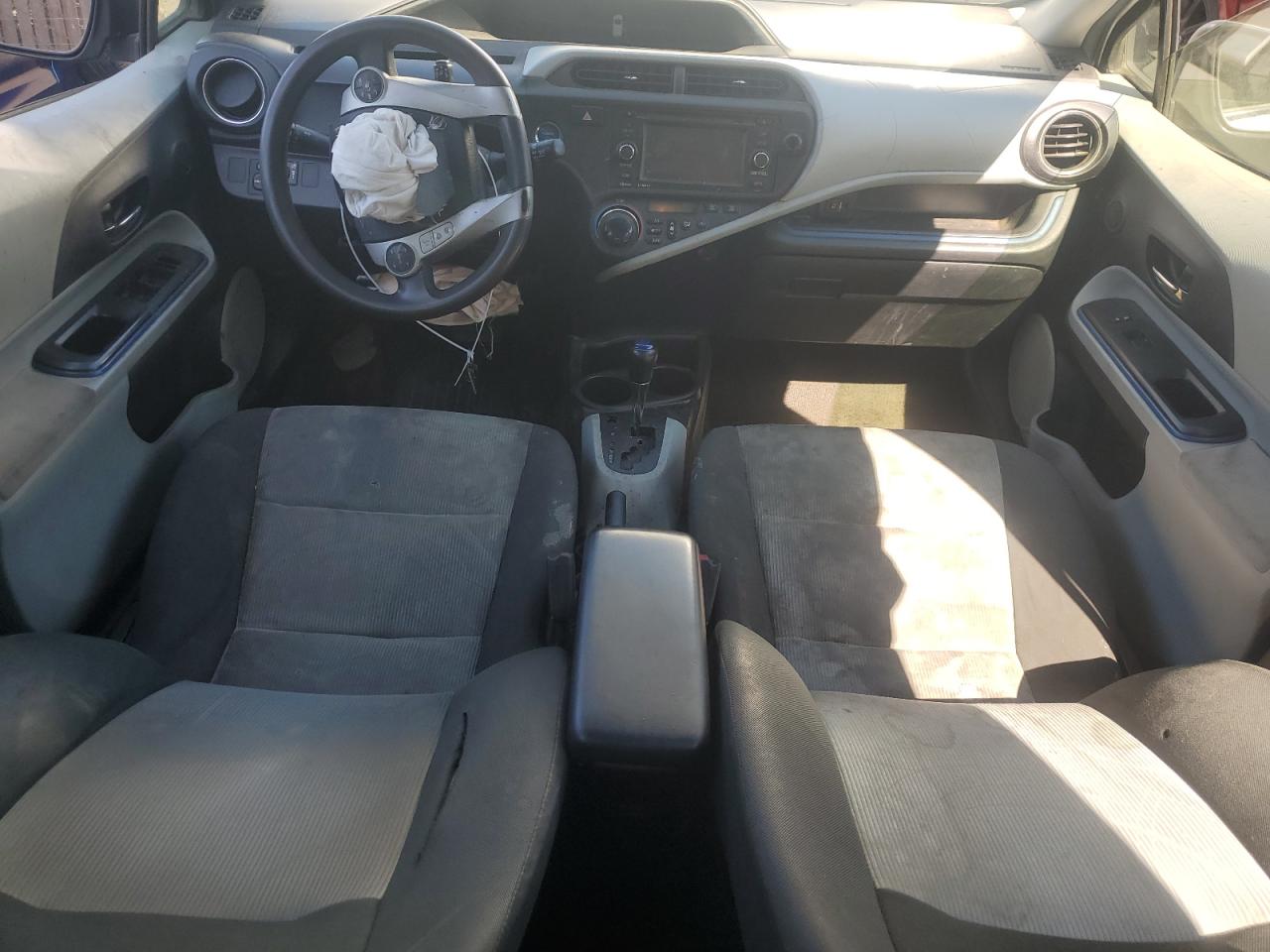 2012 Toyota Prius C VIN: JTDKDTB33C1016701 Lot: 70717045