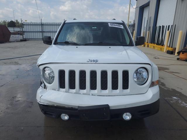  JEEP PATRIOT 2016 Белы