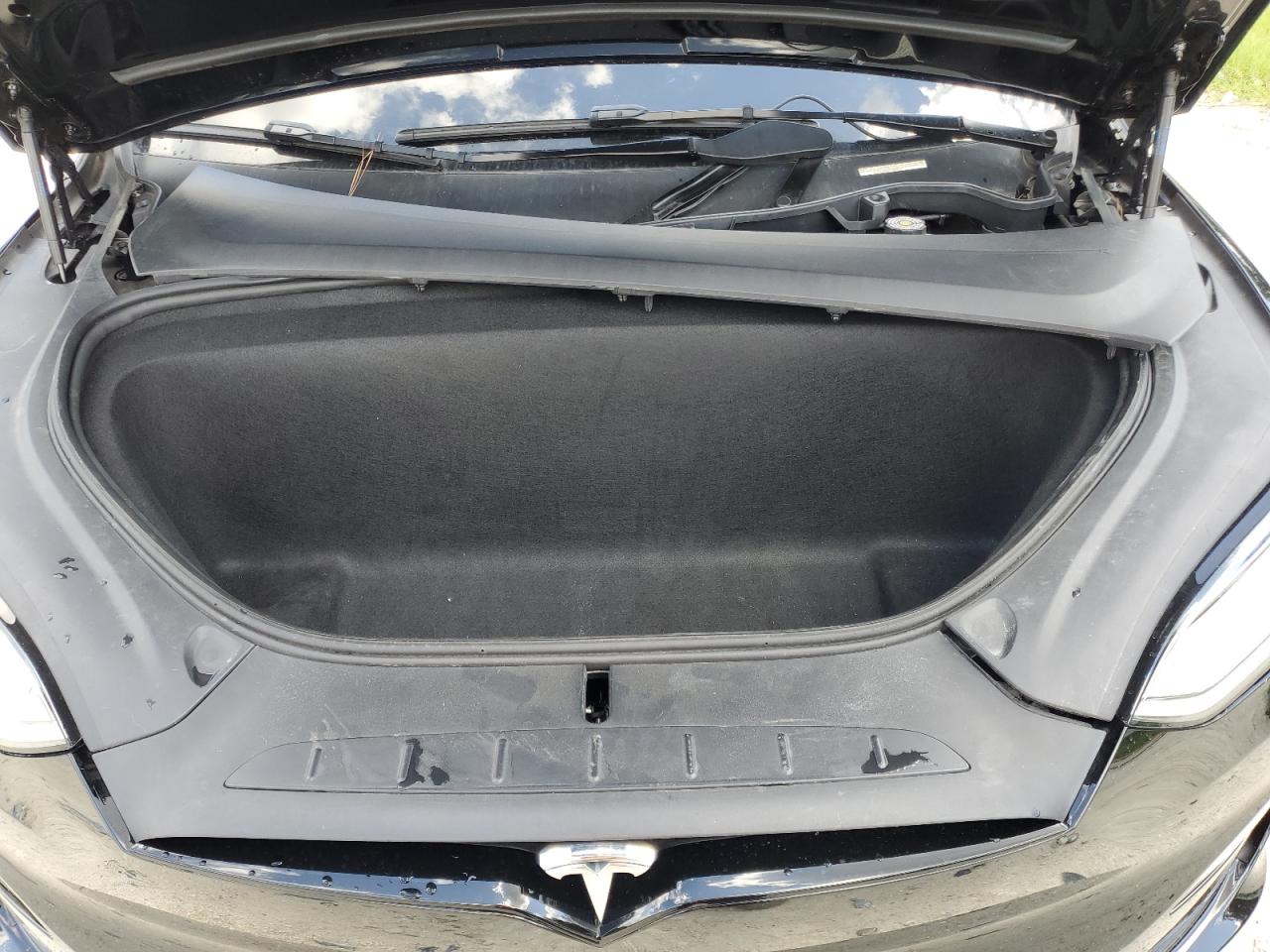 2022 Tesla Model X VIN: 7SAXCBE69NF357607 Lot: 67536845