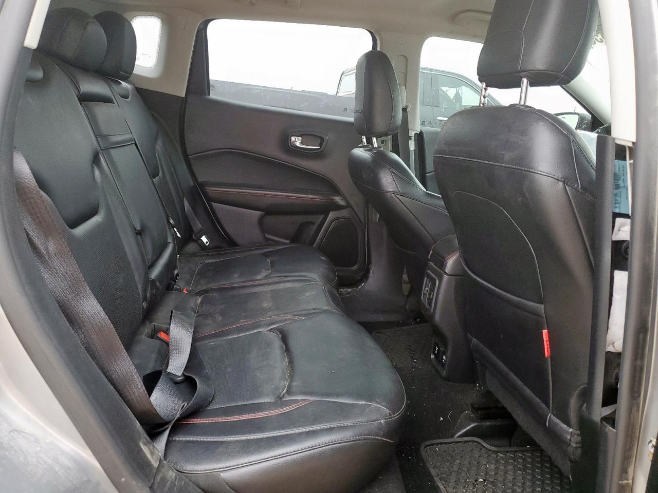 2017 Jeep Compass Trailhawk VIN: 3C4NJDDBXHT667940 Lot: 70814855