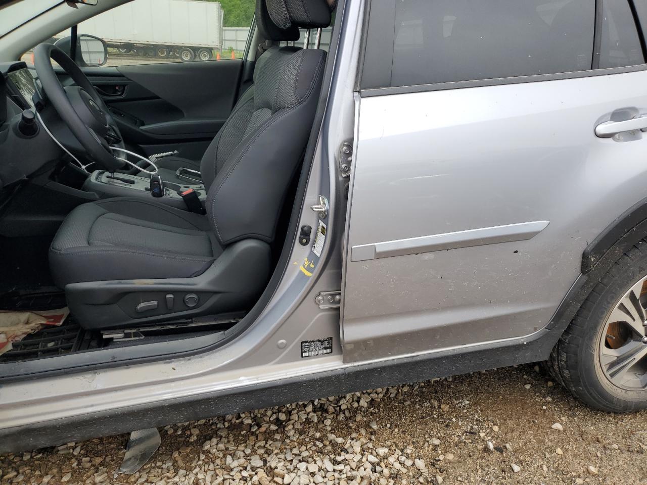 2024 Subaru Crosstrek Premium VIN: JF2GUADC0R8233826 Lot: 69618525