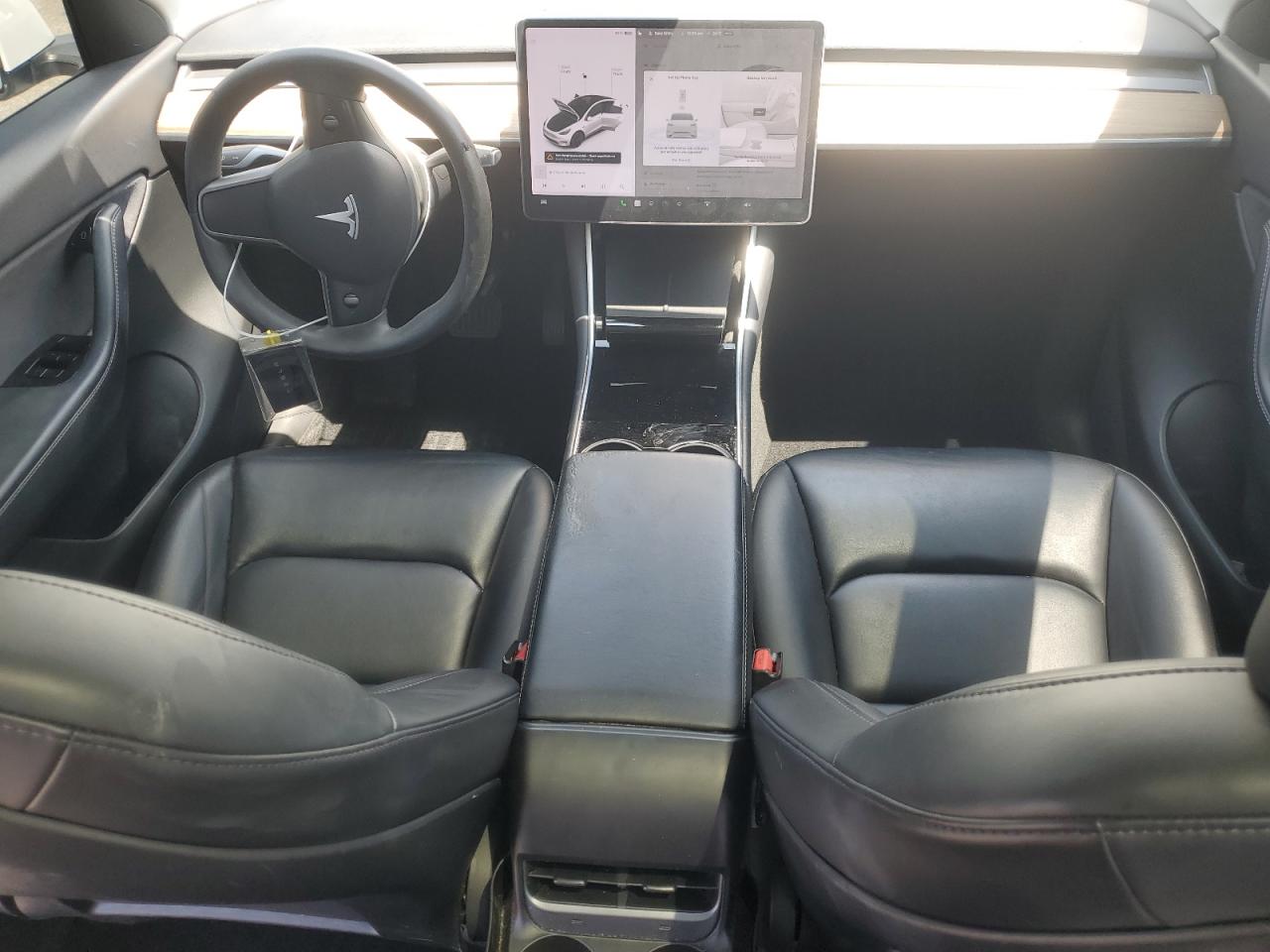 2021 Tesla Model Y VIN: 5YJYGDEE8MF095666 Lot: 69057195