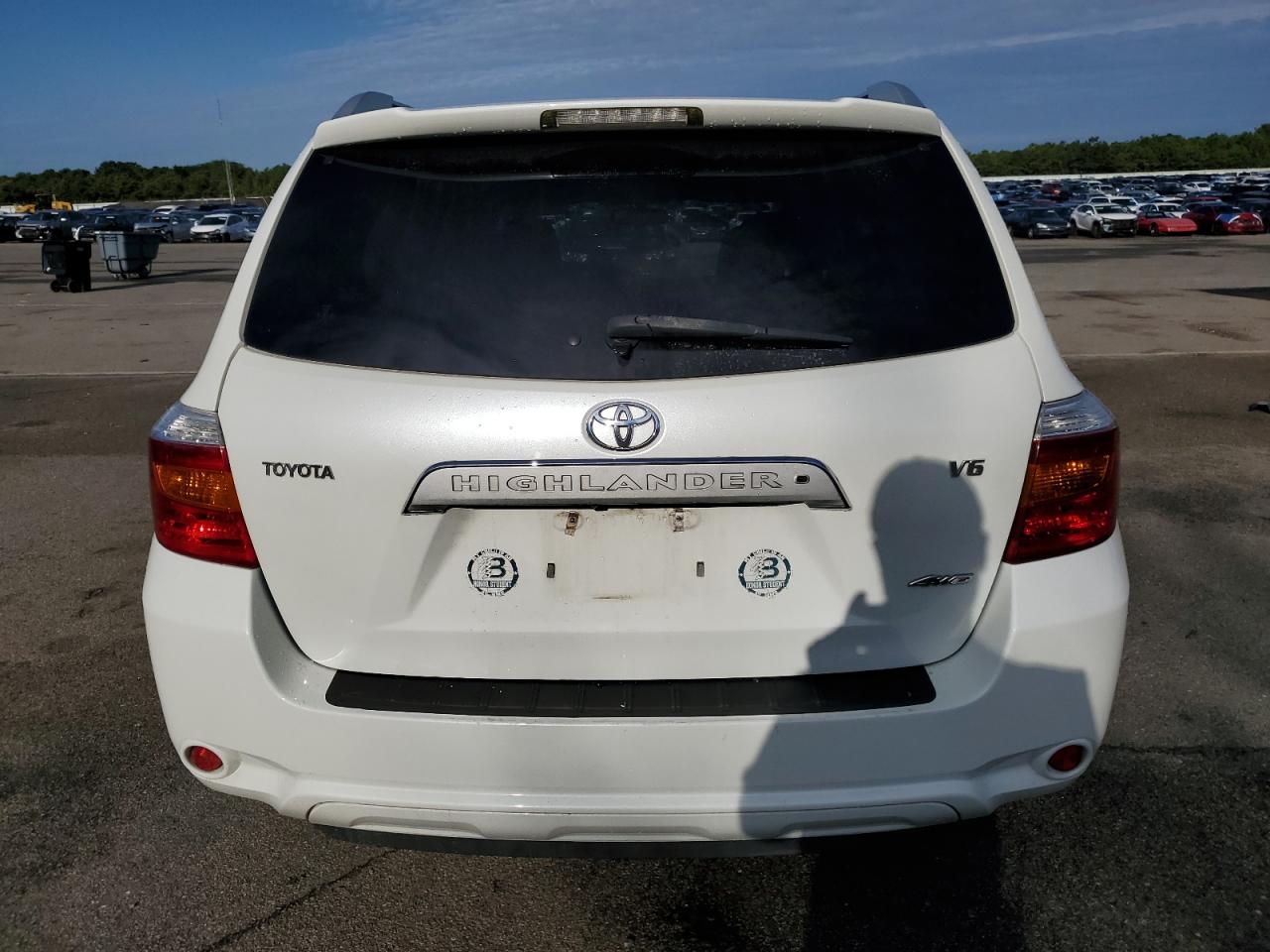 2008 Toyota Highlander Limited VIN: JTEES42A382063585 Lot: 70817335