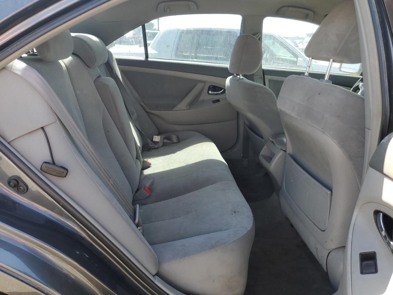 2009 Toyota Camry Base VIN: 4T1BE46K79U869996 Lot: 69424045