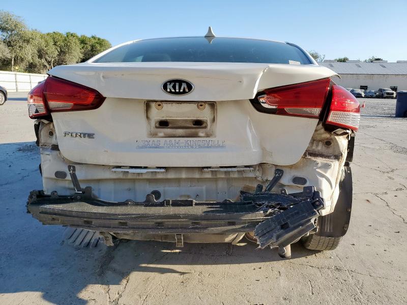  KIA FORTE 2017 Biały