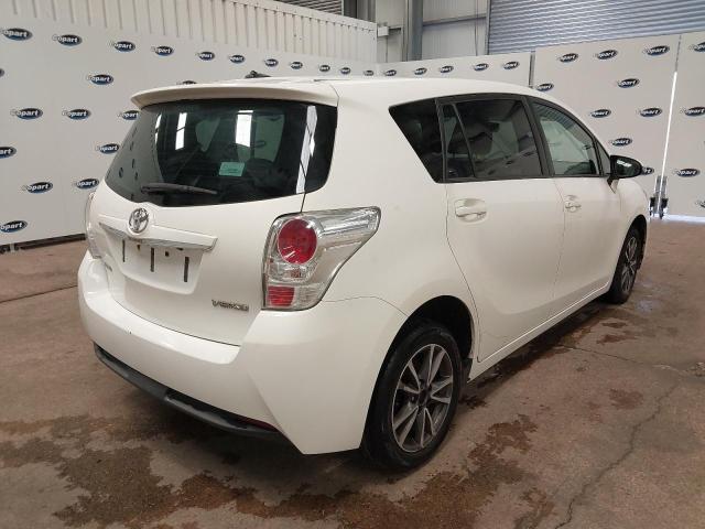 2015 TOYOTA VERSO ICON