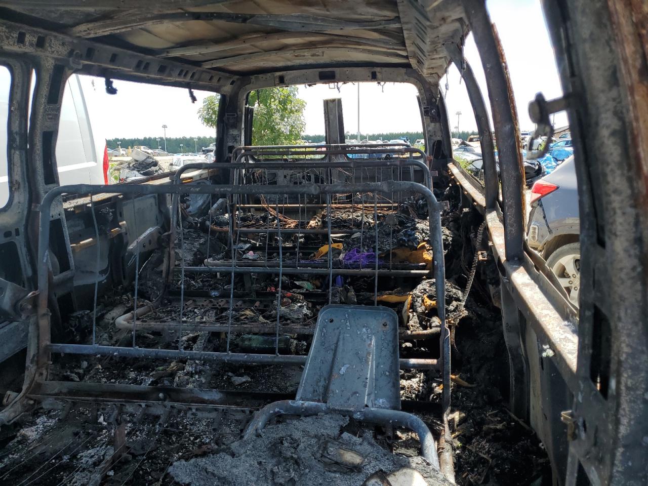 1999 Chevrolet Express G3500 VIN: 1GAHG39RXX1122816 Lot: 89440305