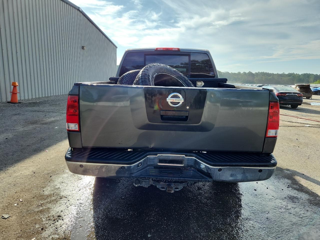 2005 Nissan Titan Xe VIN: 1N6AA07A75N549637 Lot: 69449595