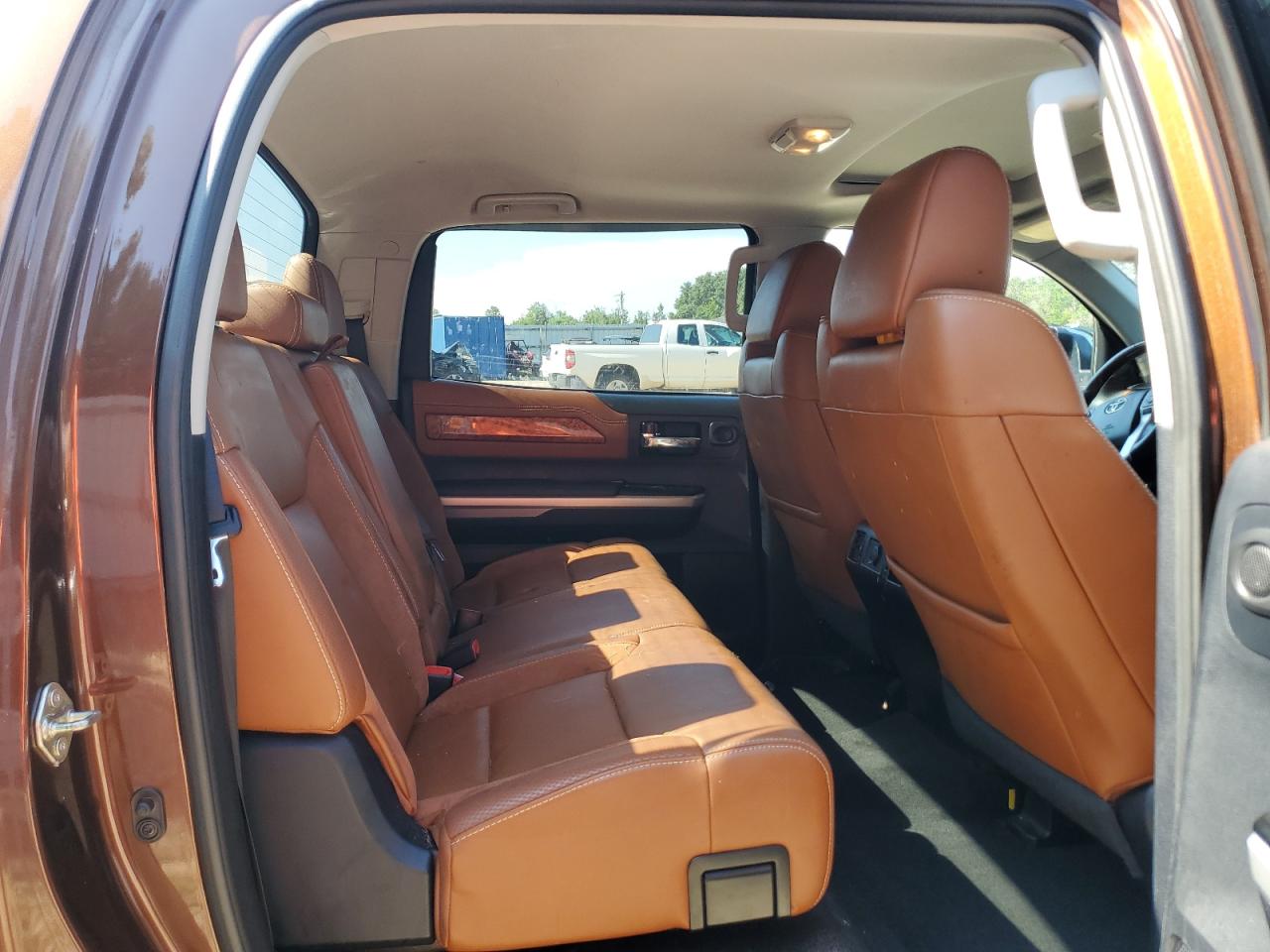 2014 Toyota Tundra Crewmax Platinum VIN: 5TFAW5F16EX363188 Lot: 68752755