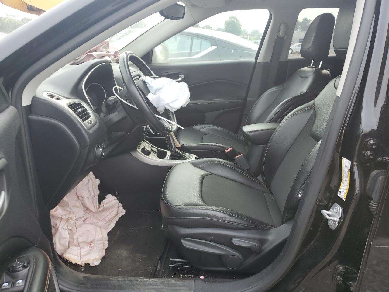 2018 Jeep Compass Latitude VIN: 3C4NJDBB6JT284814 Lot: 67704925