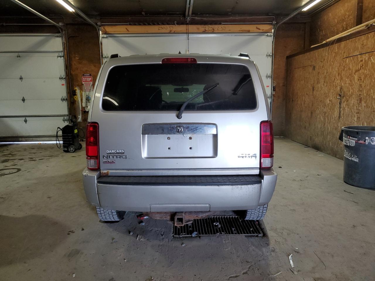 2007 Dodge Nitro Slt VIN: 1D8GU58K47W570517 Lot: 70854715