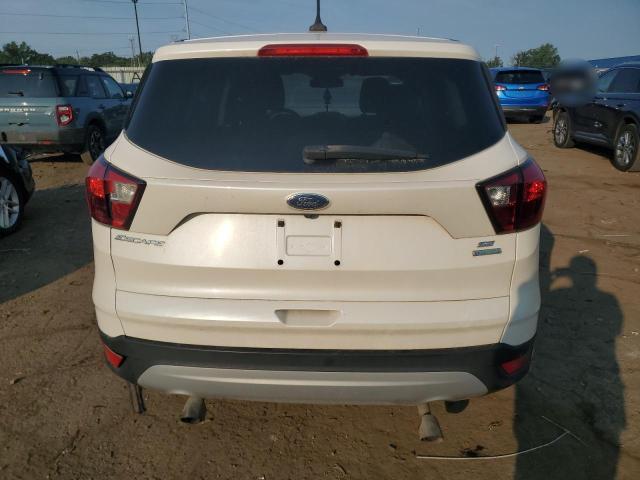  FORD ESCAPE 2019 Biały