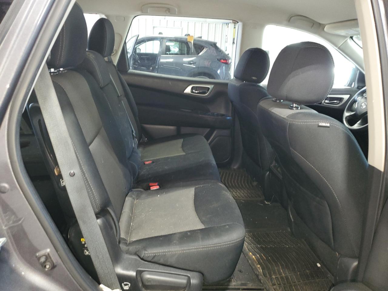2017 Nissan Pathfinder S VIN: 5N1DR2MM3HC912398 Lot: 70154725