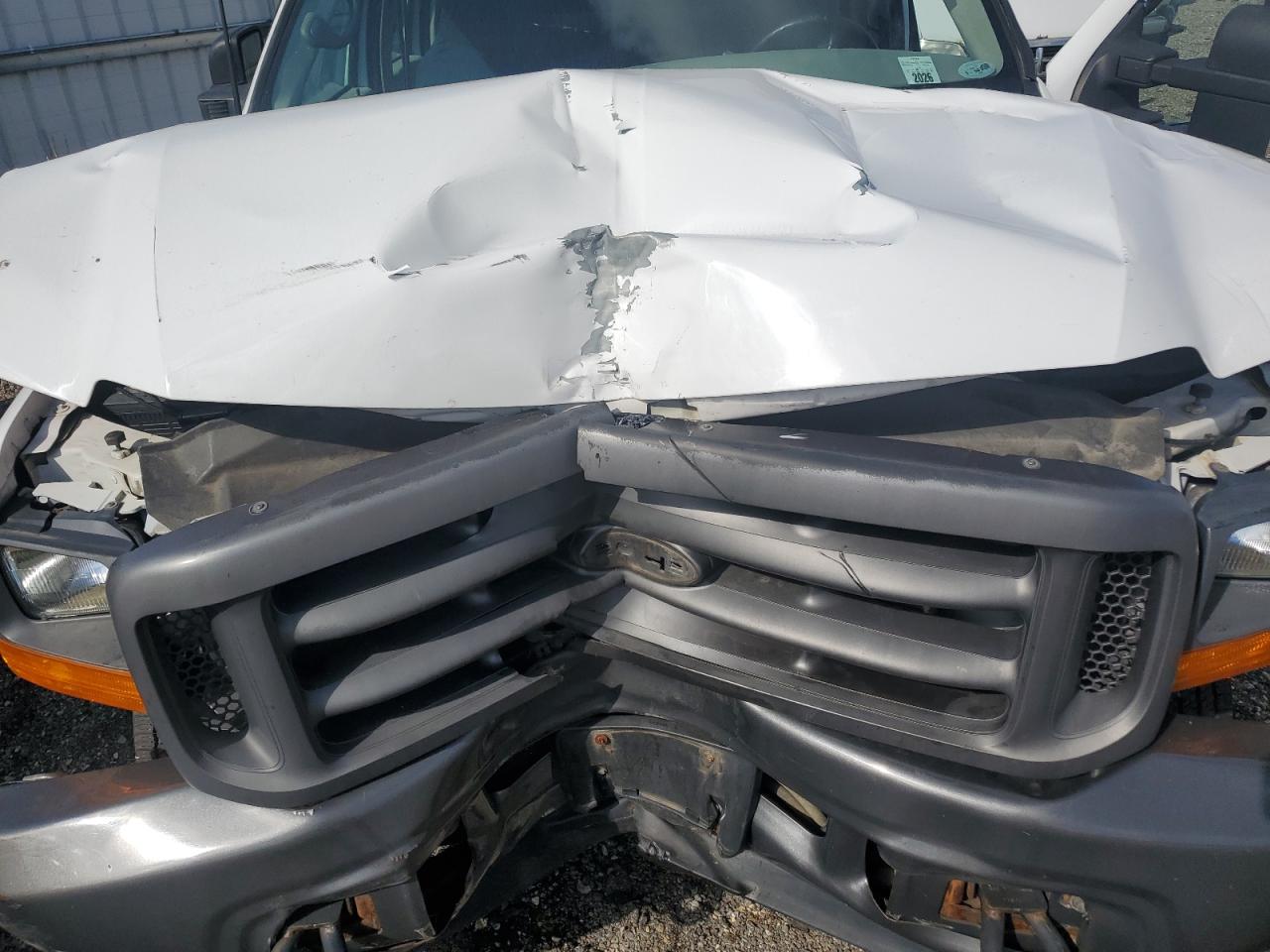 2001 Ford F350 Super Duty VIN: 1FDWW37F31EB38667 Lot: 70018355