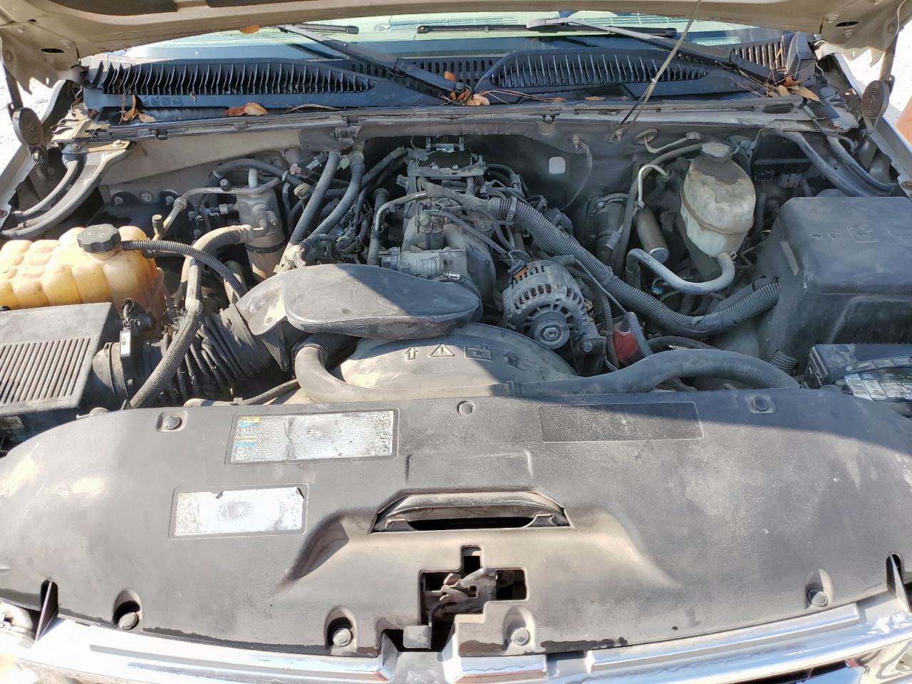 2004 Chevrolet Tahoe C1500 VIN: 1GNEC13Z44R228721 Lot: 68354025