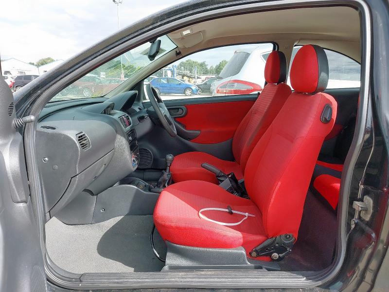 2002 VAUXHALL CORSA LIFE