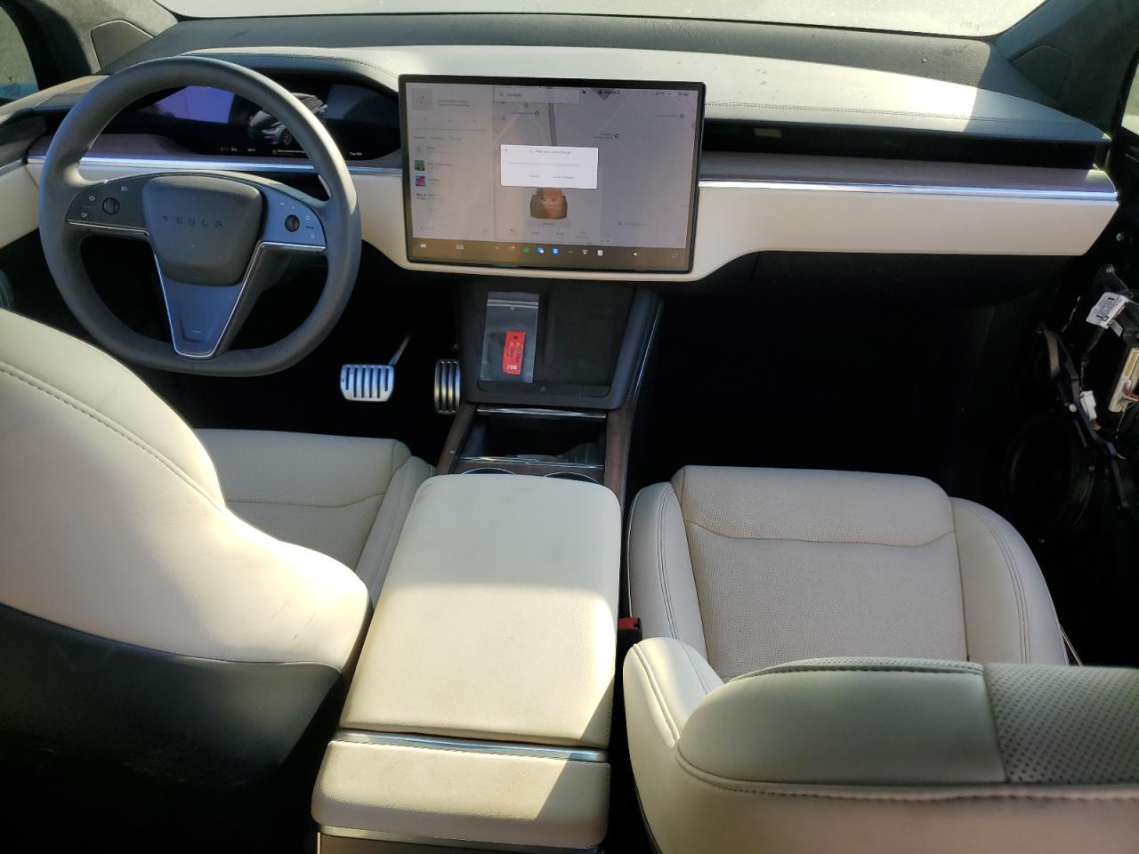 7SAXCBE53RF437000 2024 Tesla Model X