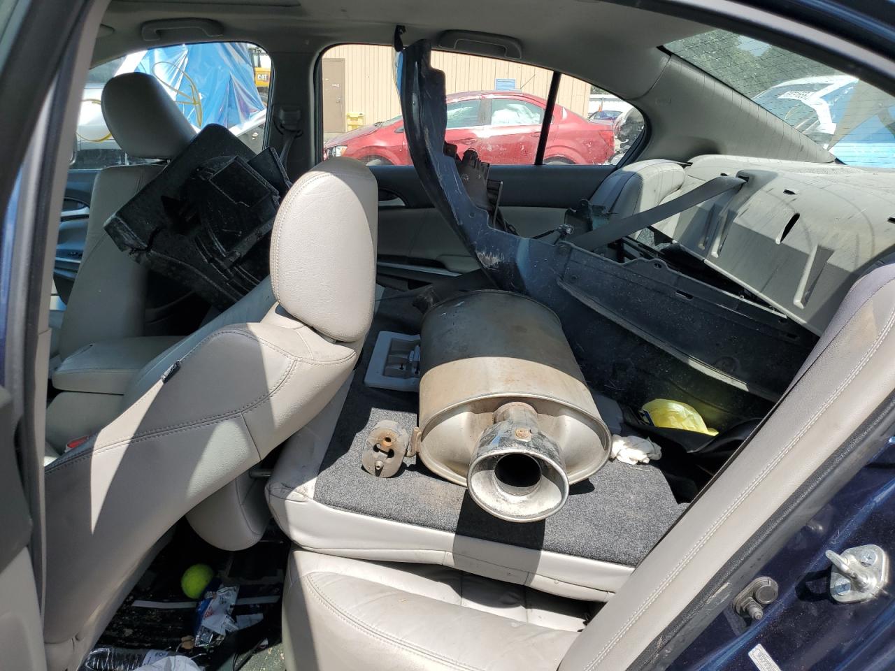 2010 Honda Accord Exl VIN: 5KBCP3F80AB013925 Lot: 70462855