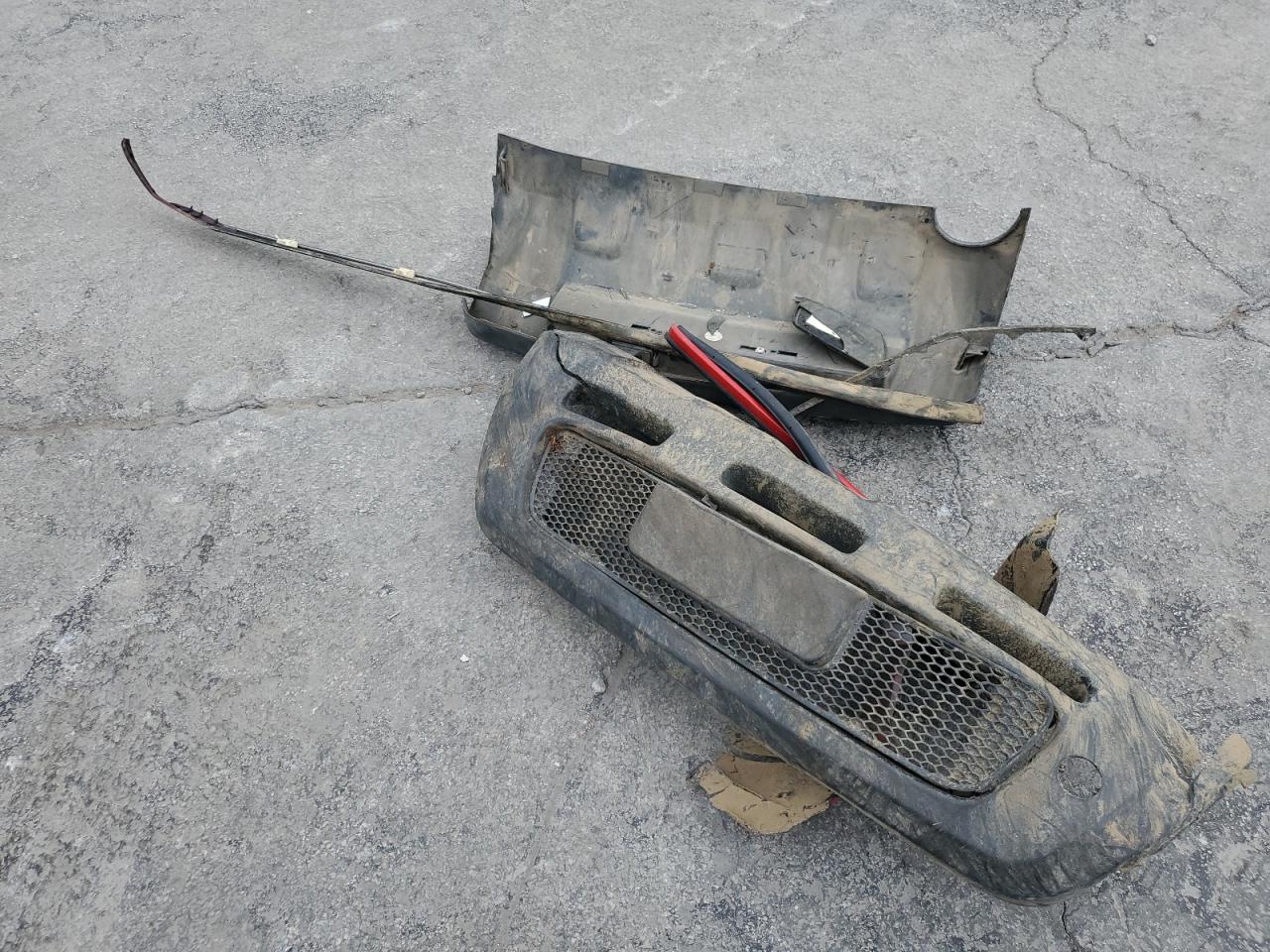 2011 Kia Soul + VIN: KNDJT2A23B7332631 Lot: 70771405