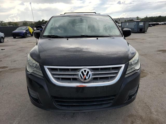 2011 VOLKSWAGEN ROUTAN SE  