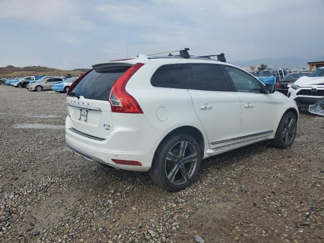 Parquets VOLVO XC60 2017 Biały