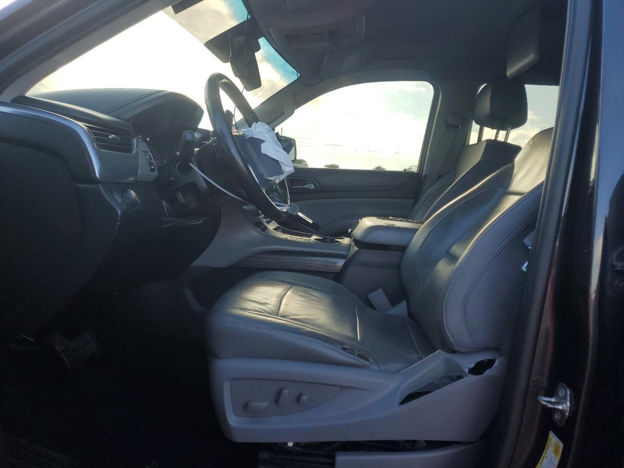 2016 Chevrolet Suburban C1500 Lt VIN: 1GNSCHKC1GR298982 Lot: 68335175