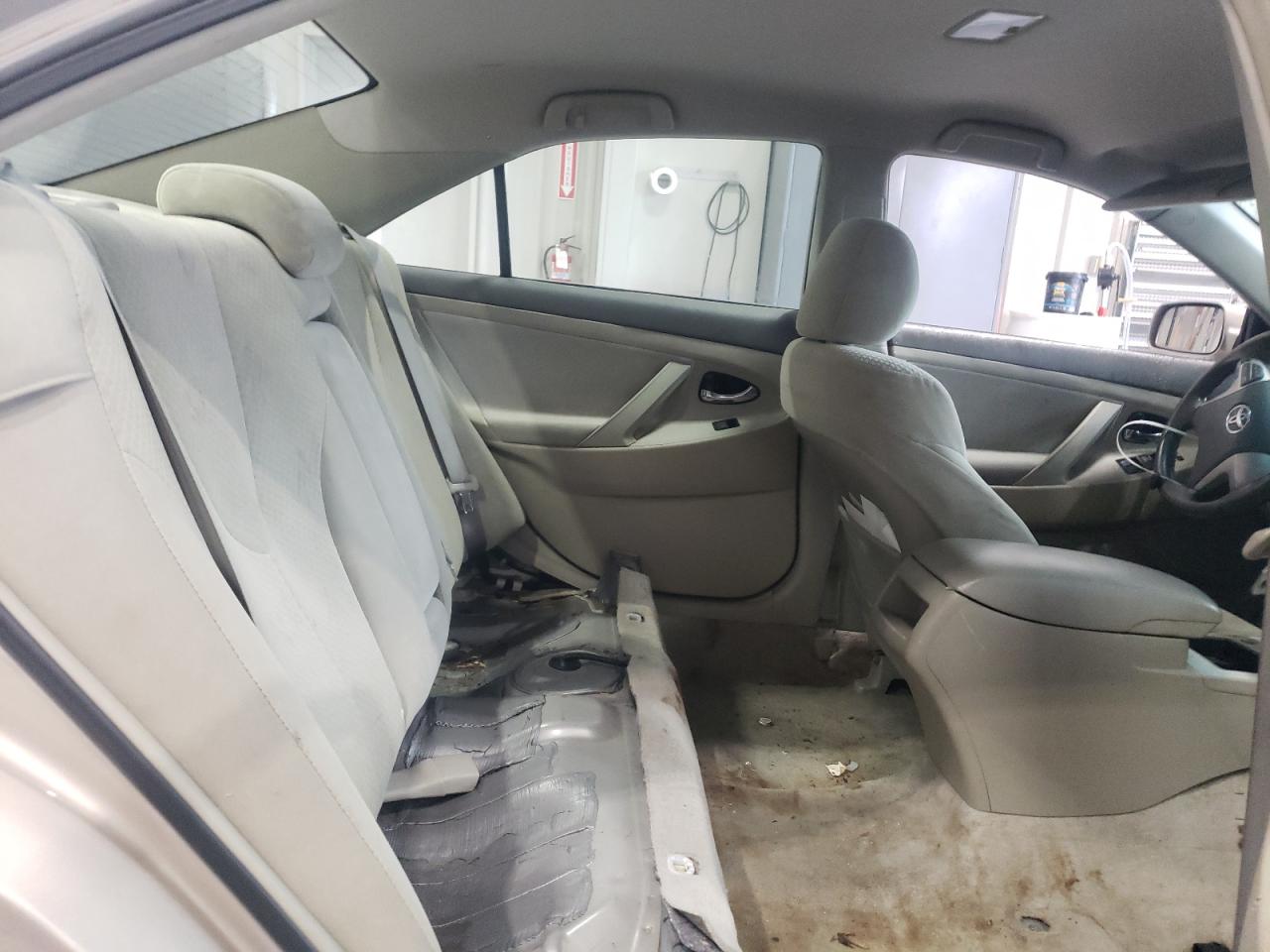 2009 Toyota Camry Base VIN: 4T1BE46K79U413058 Lot: 67720645