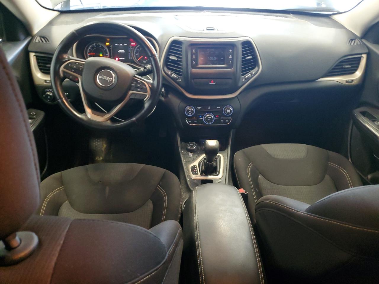 2015 Jeep Cherokee Latitude VIN: 1C4PJMCBXFW784791 Lot: 68204575