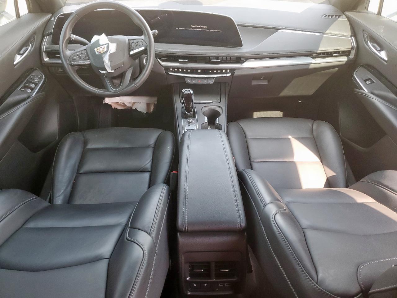 2024 Cadillac Xt4 Luxury VIN: 1GYAZAR44RF236824 Lot: 69668745