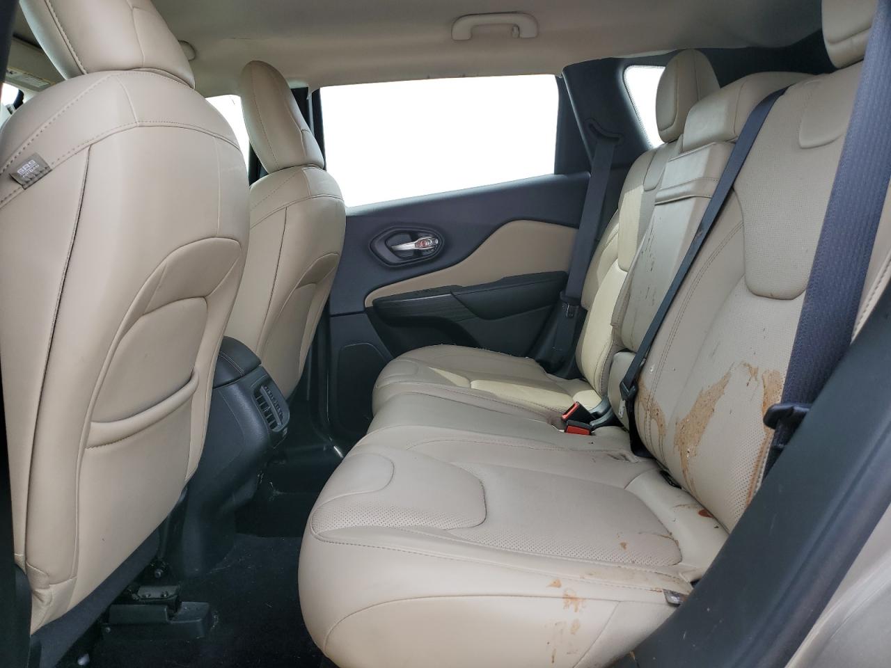 2017 Jeep Cherokee Limited VIN: 1C4PJLDB4HW523880 Lot: 67685225