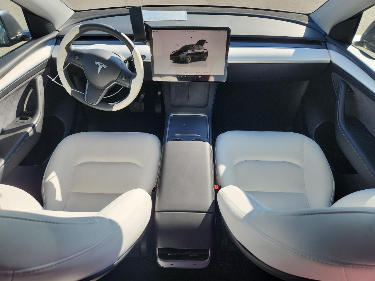 2023 Tesla Model Y VIN: 7SAYGDEE6PF847386 Lot: 70260025