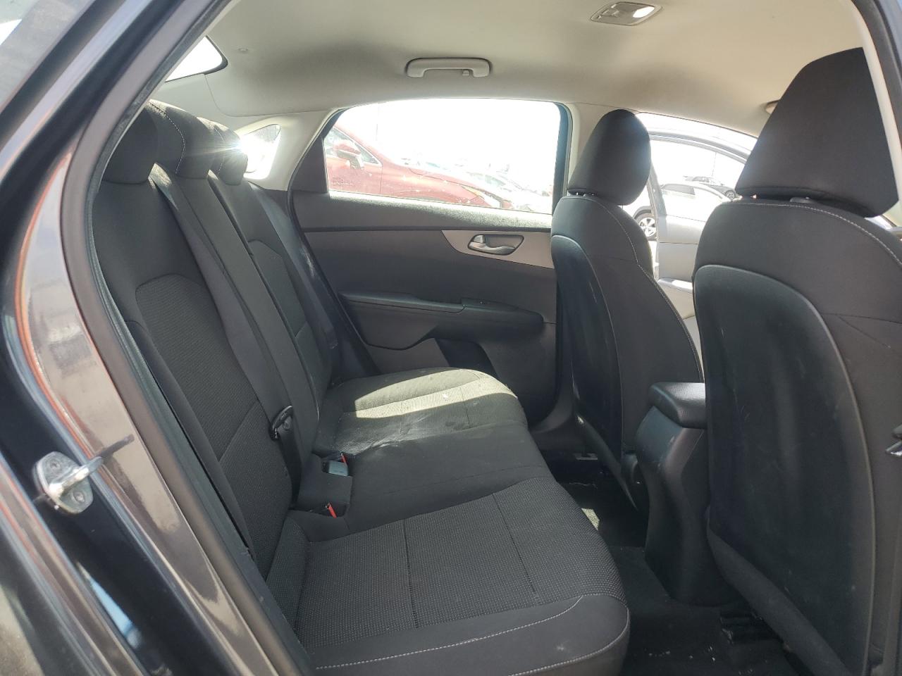 2019 Kia Forte Fe VIN: 3KPF24AD8KE075830 Lot: 70127625