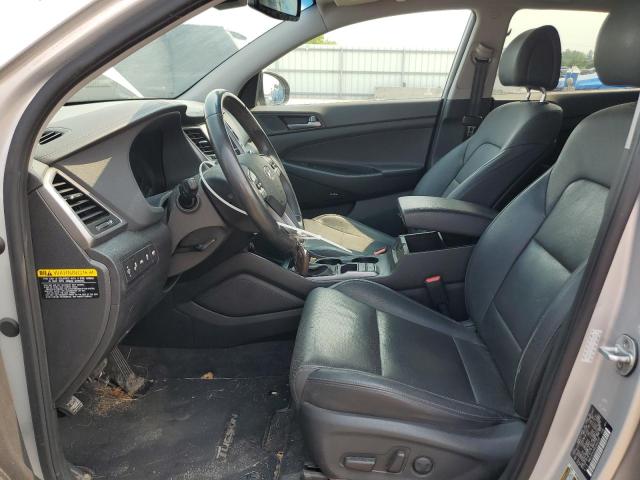  HYUNDAI TUCSON 2017 Srebrny