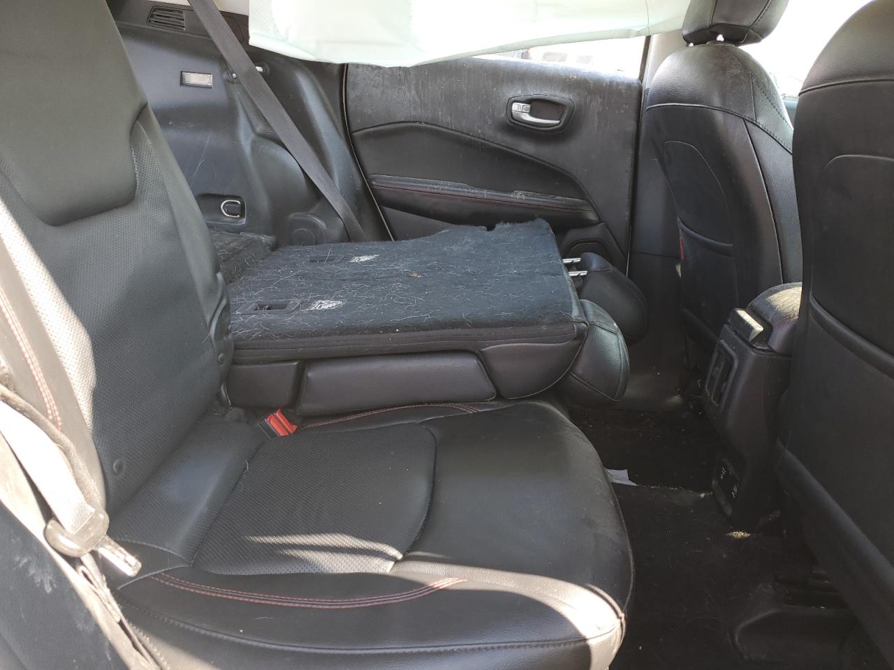 2018 Jeep Compass Trailhawk VIN: 3C4NJDDB6JT184998 Lot: 67400415