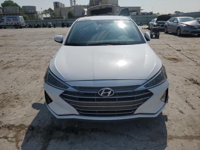  HYUNDAI ELANTRA 2019 Белы
