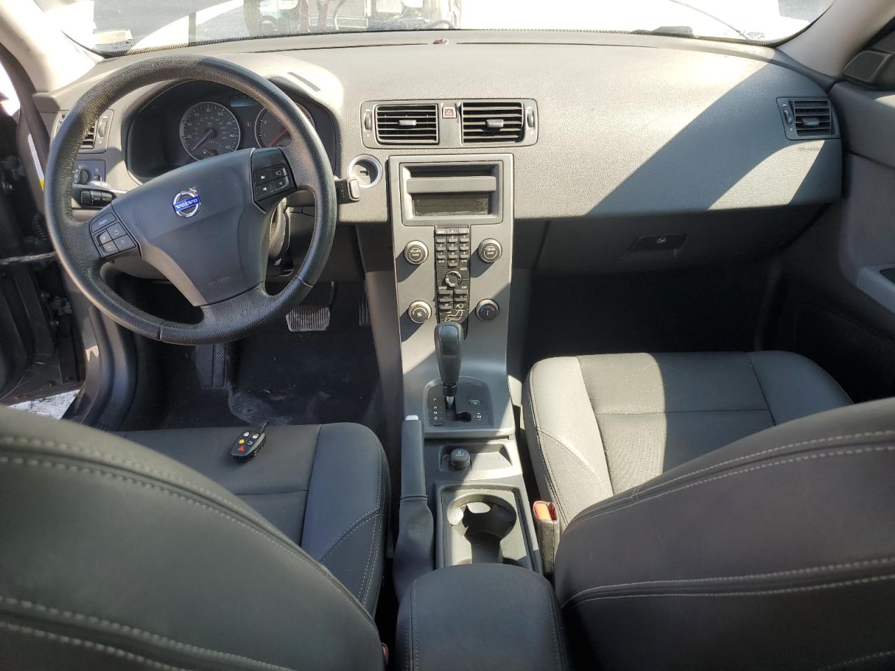 2007 Volvo S40 2.4I VIN: YV1MS382072301525 Lot: 70592895