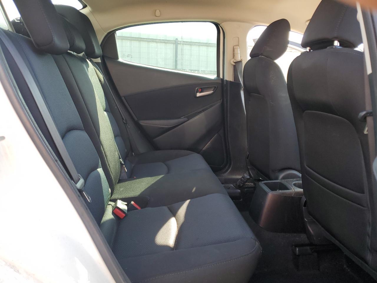 2019 Toyota Yaris L VIN: 3MYDLBYV1KY505253 Lot: 70110475