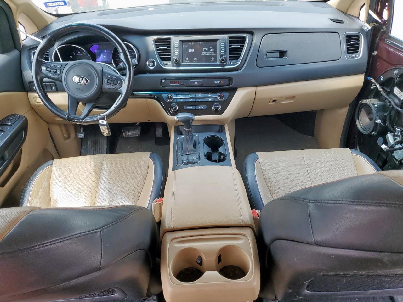 2017 Kia Sedona Lx VIN: KNDMB5C13H6338885 Lot: 70347235