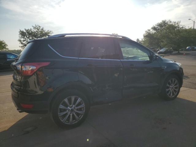  FORD ESCAPE 2018 Черный