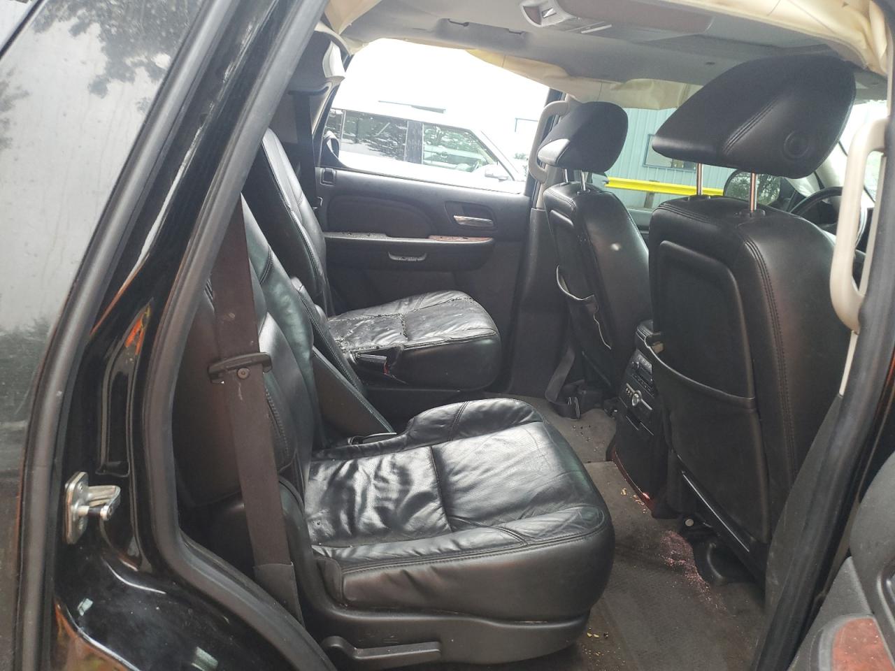 2008 Cadillac Escalade Luxury VIN: 1GYFK63848R216279 Lot: 70913435