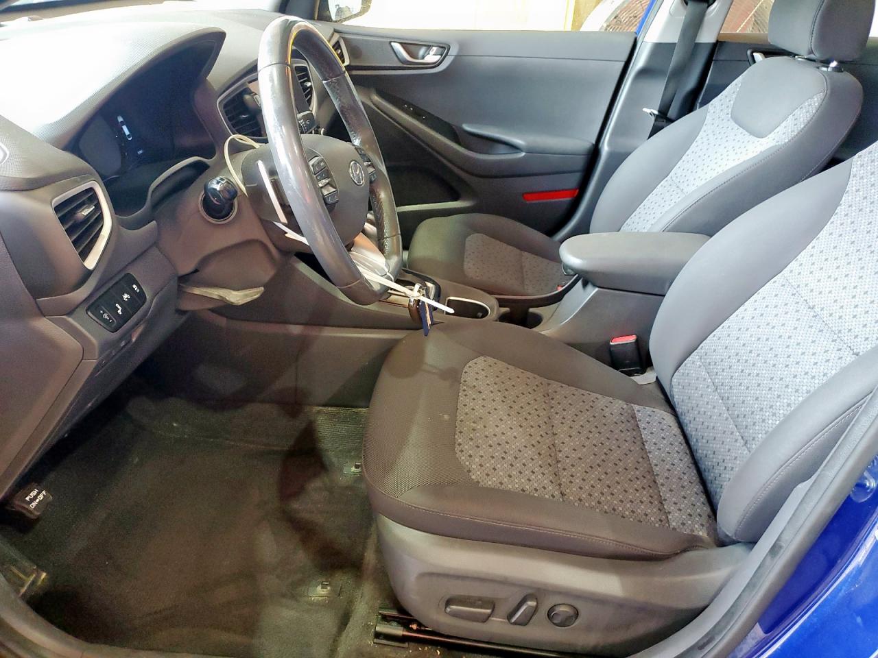 2019 Hyundai Ioniq Sel VIN: KMHC75LC4KU144928 Lot: 70648095
